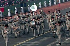 गणतंत्र दिवस परेड से पहले राजपथ पर फुल ड्रेस रिहर्सल गणतंत्र दिवस परेड से पहले राजपथ पर फुल ड्रेस रिहर्सल