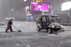 Travel Ban In New York City, Suburbs As Storm Takes Aim Travel Ban In New York City, Suburbs As Storm Takes Aim