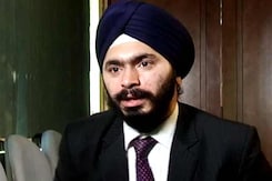 फिट रहे इंडिया : भारी बैग से बच्चों के कंधों में आ जाता है झुकाव फिट रहे इंडिया : भारी बैग से बच्चों के कंधों में आ जाता है झुकाव
