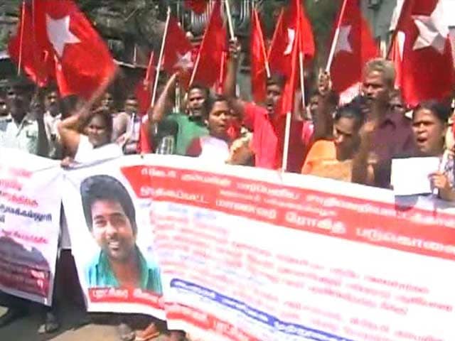 Video : Rohith Vemula Suicide: 60 Protesters Detained In Chennai