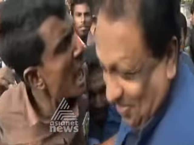 Video : Former Diplomat TP Sreenivasan Attacked By Student Activists In Kerala