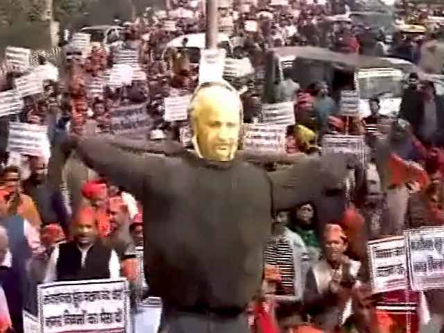 दिल्ली : एमसीडी कर्मचारियों की हड़ताल चौथे दिन भी जारी