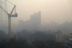Residents Grapple With Respiratory Problems As Smog Envelops Mumbai Residents Grapple With Respiratory Problems As Smog Envelops Mumbai
