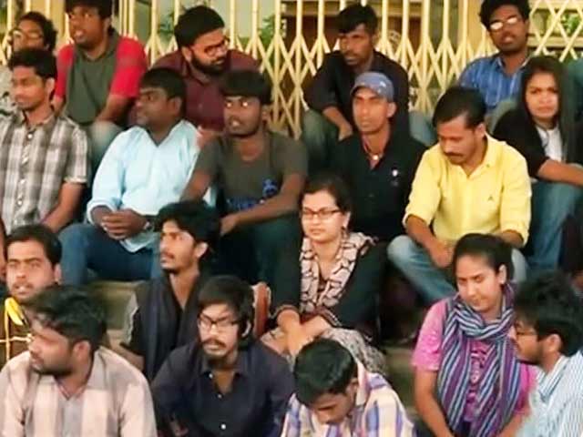 हैदराबाद यूनिवर्सिटी में प्रदर्शनकारी छात्र कक्षाओं में लौटने को तैयार, आज से होगी पढ़ाई
