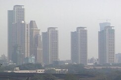 देवनार डंपिंग ग्राउंड में लगी आग पर बैठेगी इन्क्वायरी देवनार डंपिंग ग्राउंड में लगी आग पर बैठेगी इन्क्वायरी