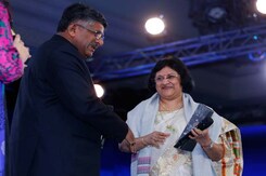 एनडीटीवी इंडियन ऑफ द ईयर : अरुंधति भट्टाचार्य बनीं ट्रांसफॉर्मेशनल लीडर ऑफ द ईयर एनडीटीवी इंडियन ऑफ द ईयर : अरुंधति भट्टाचार्य बनीं ट्रांसफॉर्मेशनल लीडर ऑफ द ईयर