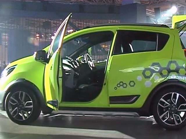 Chevrolet Beat Activ Concept Unmasked at Auto Expo 2016