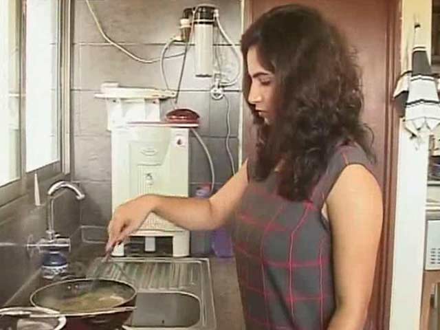 Delivered! Home Cooked Food In Ahmedabad Via A Startup For Homemakers