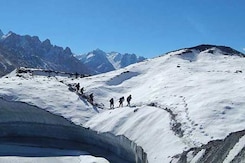 Army Says 'Very Remote Chance' Of Finding 10 Soldiers Trapped In Siachen Army Says 'Very Remote Chance' Of Finding 10 Soldiers Trapped In Siachen