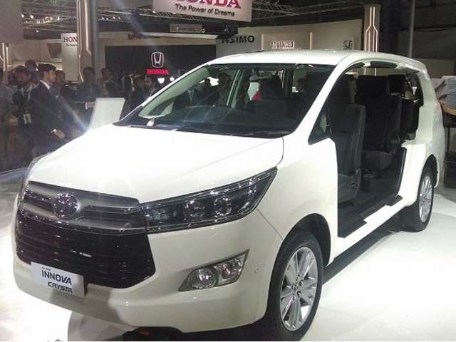 ऑटो एक्सपो 2016 : टोयोटा की इनोवा क्रिस्टा पेश, जानिए खासियत