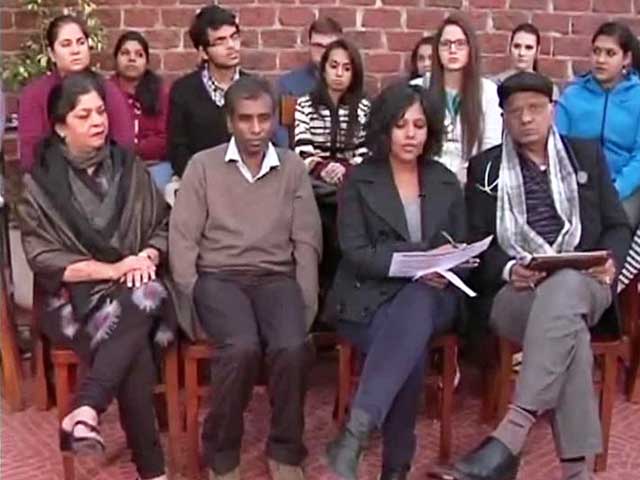 Monitoring Pregnancies: Really Feasible?