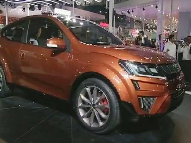 ऑटो एक्स्पो 2016 : महिंद्रा एक्सयूवी एयरो दिखाई गई