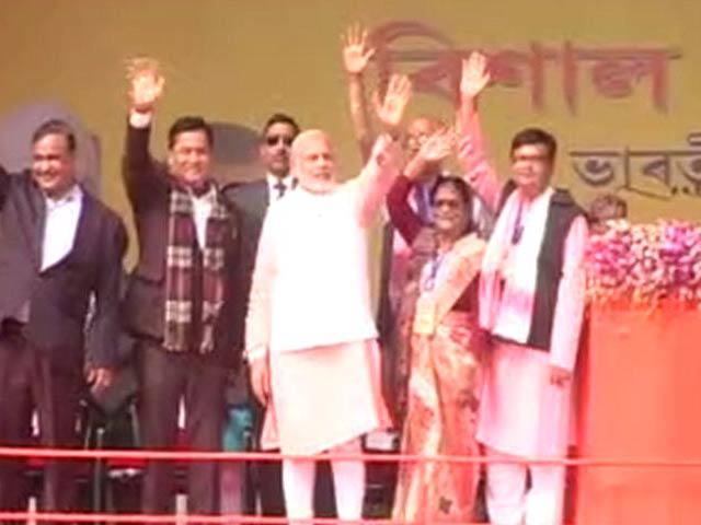 PM Attacks The Gandhis, Blames 'One Family' For Disrupting Parliament