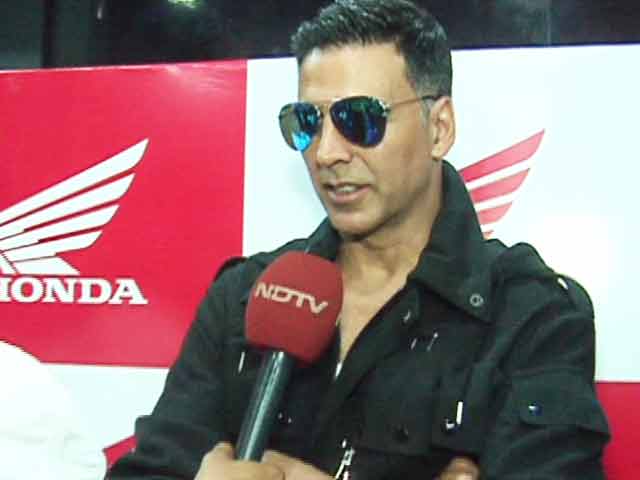 Akshay Kumar Excited About Honda Africa Twin Launch akshay kumar excited about honda africa twin launch