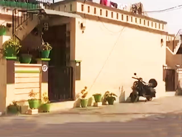 Who are Building Homes Under Rs.20 Lakhs?