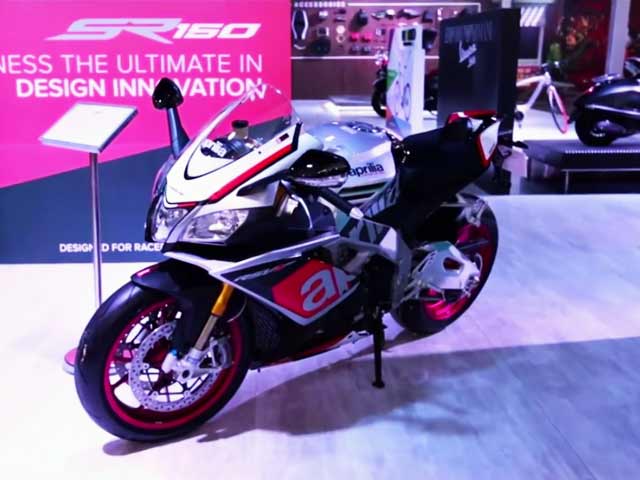 Piaggio Aprillia SR 150 Sports Scooter-Bike Unveiled at 13th Auto Expo