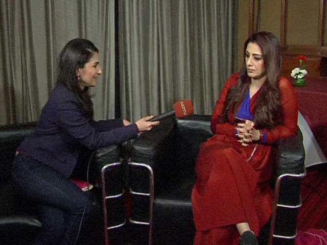 Video : Tabu's <i>Fitoor</i> For Nail Paint
