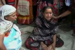 Child Dies Outside Bengal Hospital As Ambulance Drivers Haggle Over Fare Child Dies Outside Bengal Hospital As Ambulance Drivers Haggle Over Fare