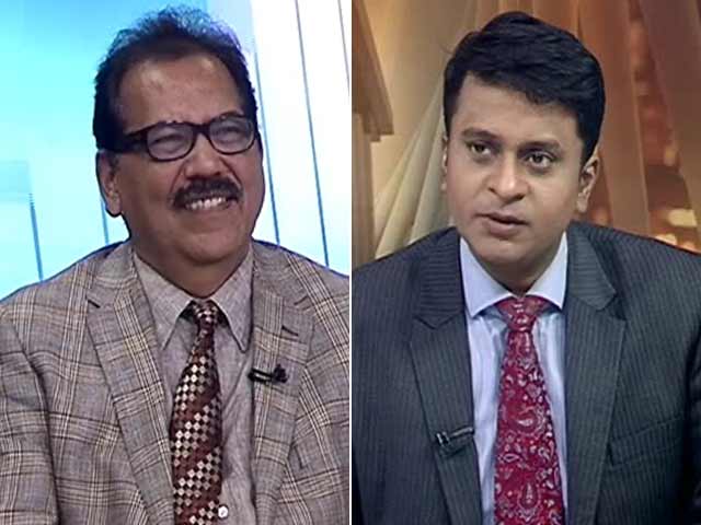 पैसा वसूल : शेयर बाजार में गिरावट के दौर के बीच बचत और निवेश पर सलाह