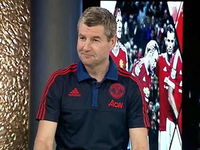 Dennis Irwin Rates Alex Ferguson Cut Above The Rest