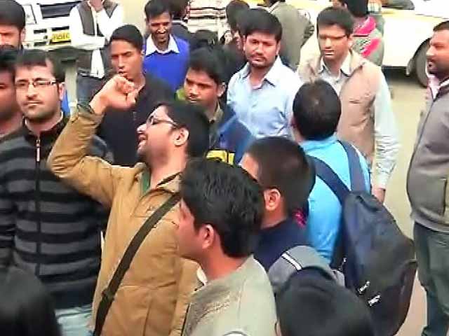 जेएनयू में देश विरोधी नारों को लेकर सांसद महेश गिरी ने दर्ज कराई एफआईआर