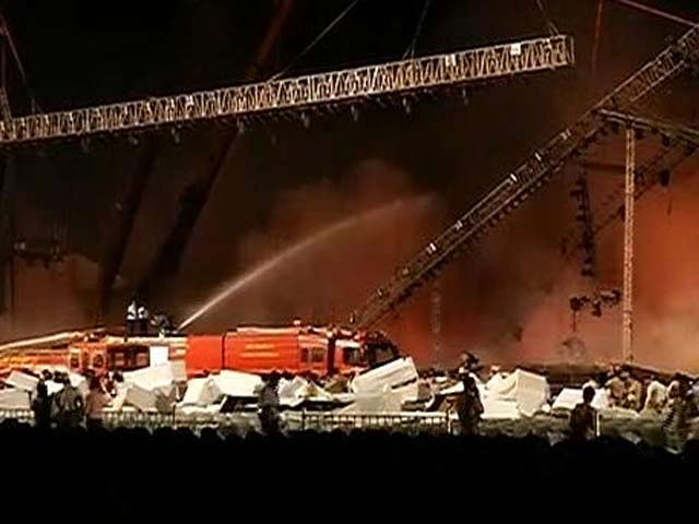 इंडिया 9 बजे : 'मेक इन इंडिया' के स्टेज पर लगी भीषण आग