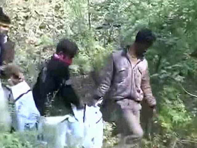 Video : Class 10 Girl Found Dead Near Chief Minister Akhilesh Yadav's Residence