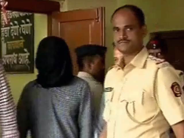 मुंबई : लोकल ट्रेन में नेत्रहीन युवती से छेड़छाड़ का आरोपी डेढ़ महीने बाद धरा गया