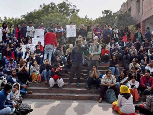 हालिया विवाद से परेशान जेएनयू के छात्र