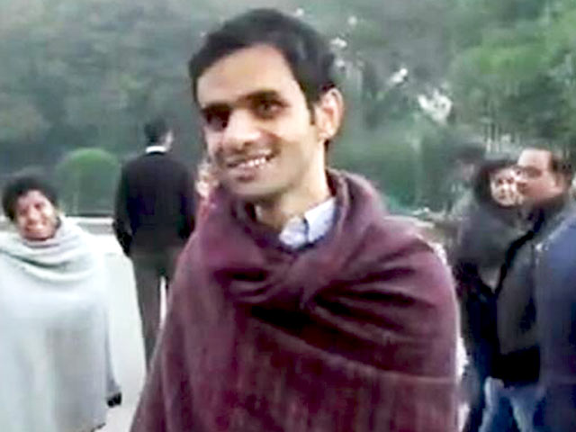 जेएनयू विवाद : देशद्रोह के आरोपी छात्र कर सकते हैं सरेंडर