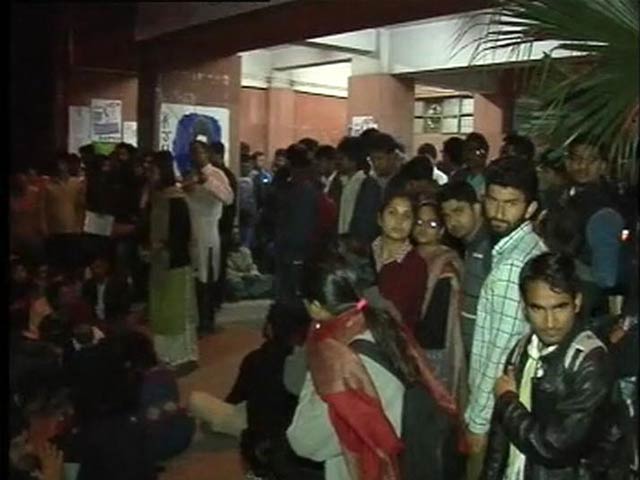 JNU Students Accused Of Sedition Surface On Campus, Wait For Police