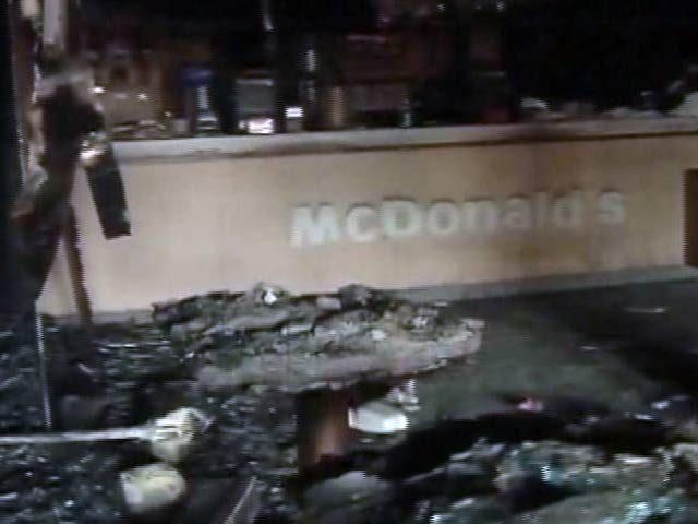 जाट आंदोलन : रोहतक में हुड़दंगियों ने मॉल में लगाई आग