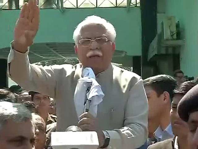Video : Haryana Chief Minister Heckled In Rohtak, Epicentre of Jat Protests