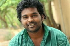 रोहित वेमुला मामले में स्मृति ईरानी के बयान पर सवाल रोहित वेमुला मामले में स्मृति ईरानी के बयान पर सवाल