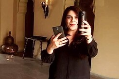 Take Selfies - in 360 Degrees Take Selfies - in 360 Degrees