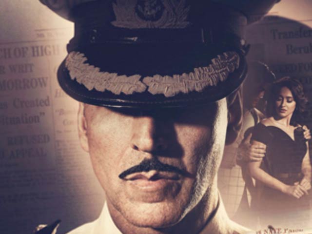 Akshay Kumar Tweets <i>Rustom</i> Poster