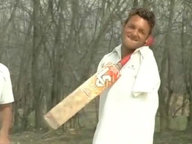 Video : Amazing Story of J&K's Para Cricketer Amir Hussain