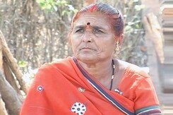 अंतरराष्ट्रीय महिला दिवस पर स्पेशल : बेड़ियां तोड़ती बेटियां अंतरराष्ट्रीय महिला दिवस पर स्पेशल : बेड़ियां तोड़ती बेटियां