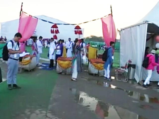 श्री श्री रविशंकर के मेगा शो का आज दूसरा दिन