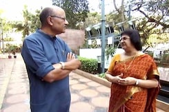 'चलते-चलते' SBI की प्रमुख अरुंधति भट्टाचार्य के साथ 'चलते-चलते' SBI की प्रमुख अरुंधति भट्टाचार्य के साथ