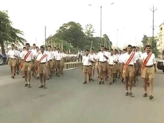 RSS Uniform: The Long And The Shorts Of It.