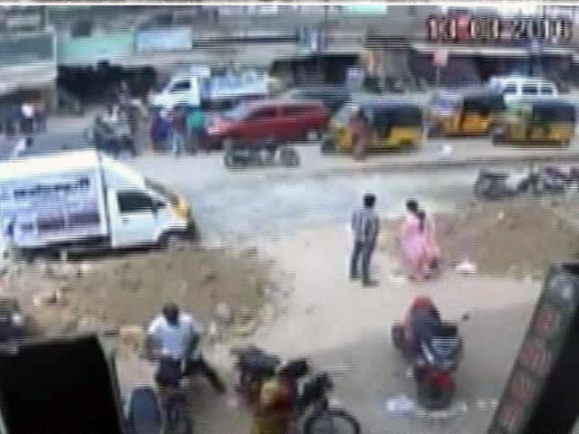 Tamil Nadu Dalit Student Hacked On Crowded Road, Father-In-Law Surrenders