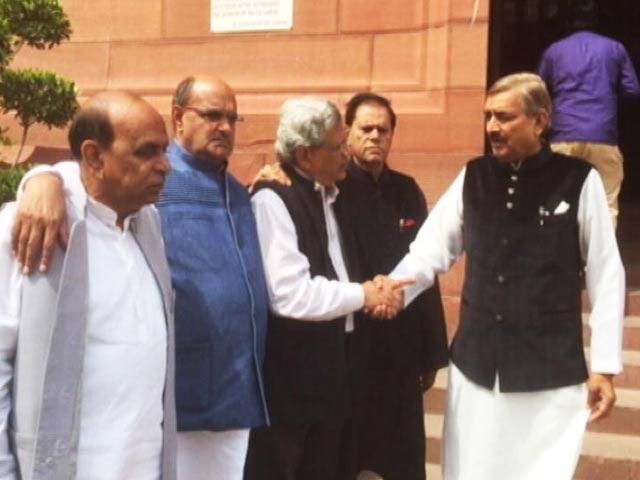 हैदराबाद, जेएनयू, इलाहाबाद मामले को लेकर छात्र राजनीति गरमाने की तैयारी में विपक्ष