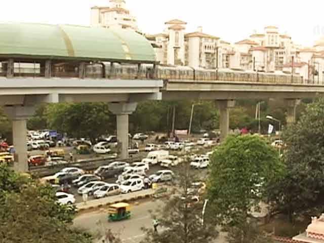 Video : Citizens' Voice: Metro and Flyovers Create Trouble for Gurgaon Residents