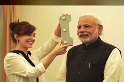 मैडम तुसाद म्यूजियम में लगेगा पीएम मोदी का मोम का पुतला मैडम तुसाद म्यूजियम में लगेगा पीएम मोदी का मोम का पुतला