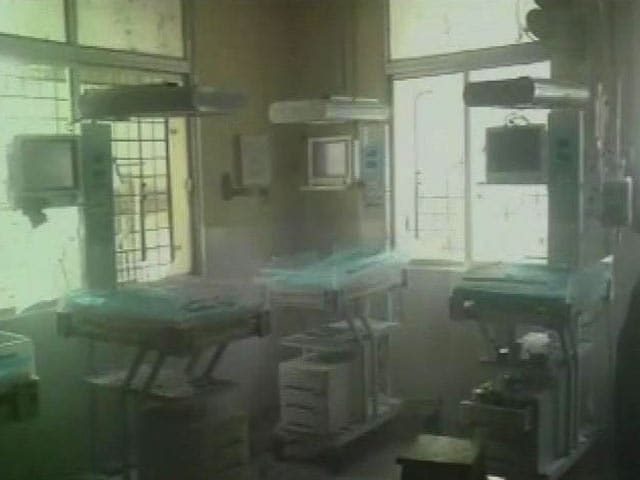 Video : Baby Ward Caught Fire In Karnataka Hospital. 26 Newborns Rescued