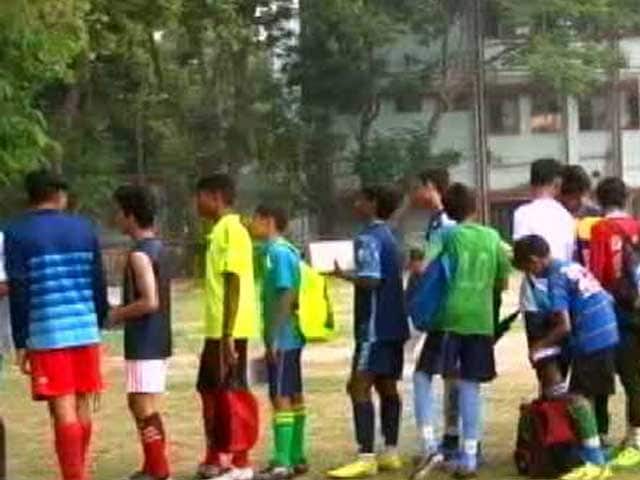 Video : NDTV Nissin Manchester Soccer School: Day 2, Kolkata