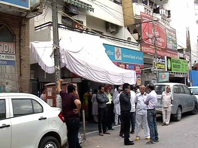 दिल्ली : डॉ. पंकज नारंग की हत्‍या को लेकर सोशल मीडिया में फैलाई जा रही अफवाहें