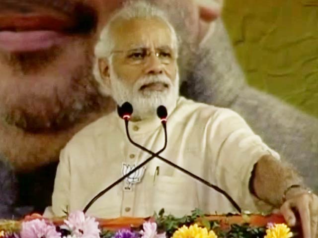 पश्चिम बंगाल : अज़ान के दौरान पीएम मोदी ने रोका भाषण