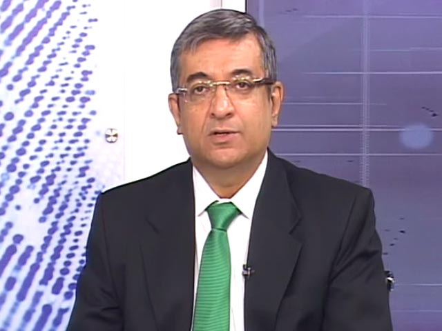 Hemindra Hazari on Market Outlook